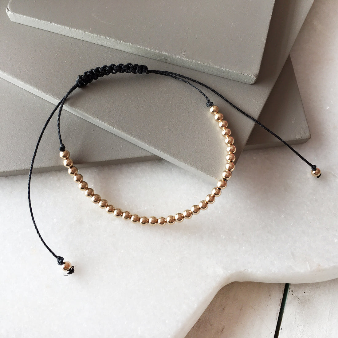 9ct Gold beaded friendship bracelet