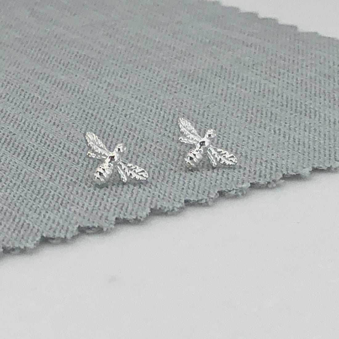 Sterling silver bee stud earrings with personalised keepsake box